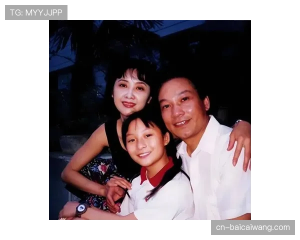 大巴黎意外平斯特拉斯堡 朱琳遗憾止步宁波站四强